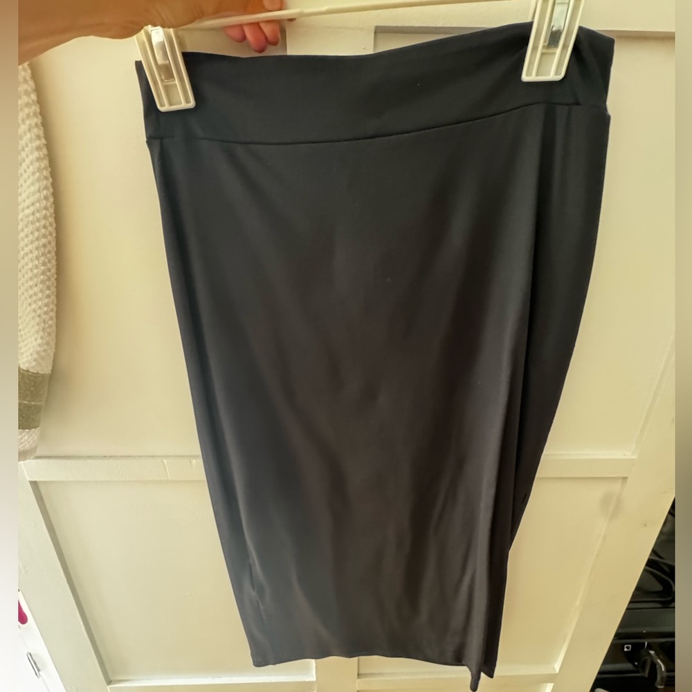 BCBGeneration stretch pencil skirt